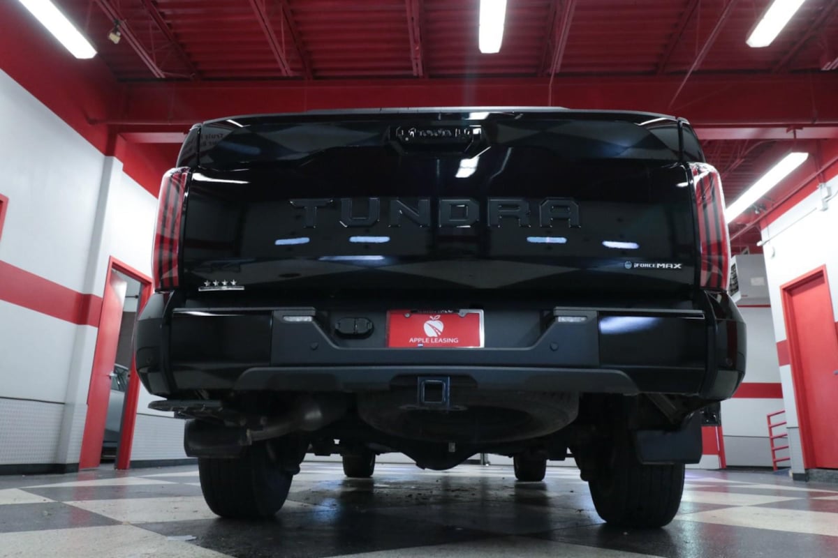 2025 Toyota Tundra Platinum - Photo 28
