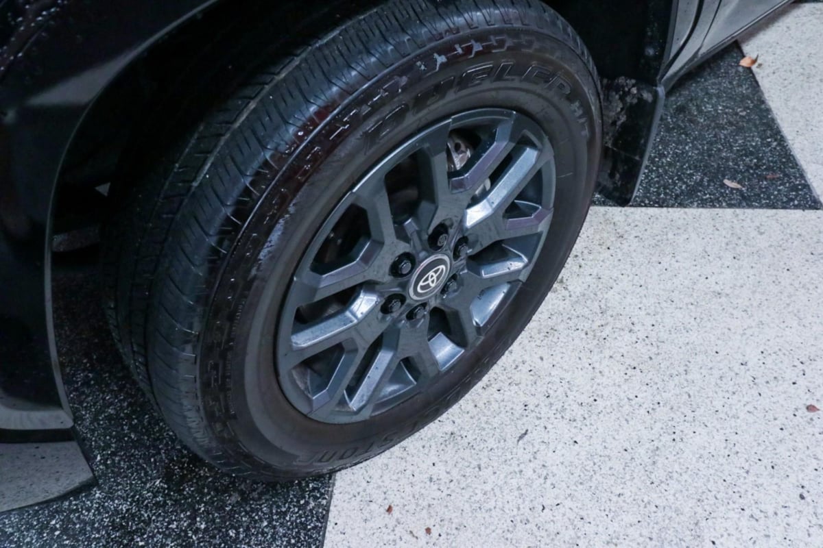 2025 Toyota Tundra Platinum - Photo 39