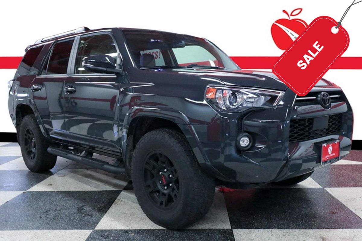 2024 Toyota 4Runner SR5 Premium 4WD V6's photo