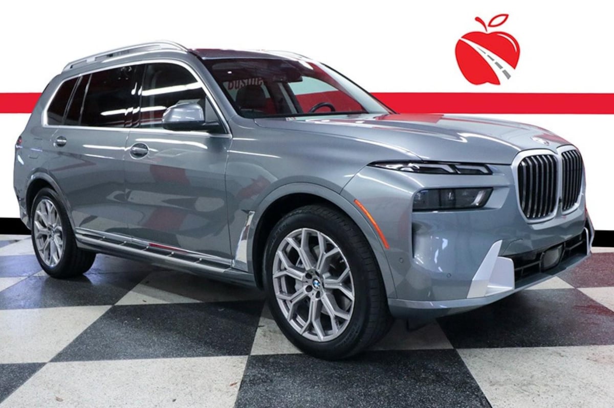 2026 BMW X7 xDrive40i