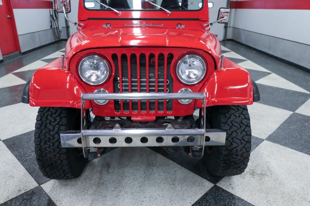 1981 Jeep Scrambler - Photo 4