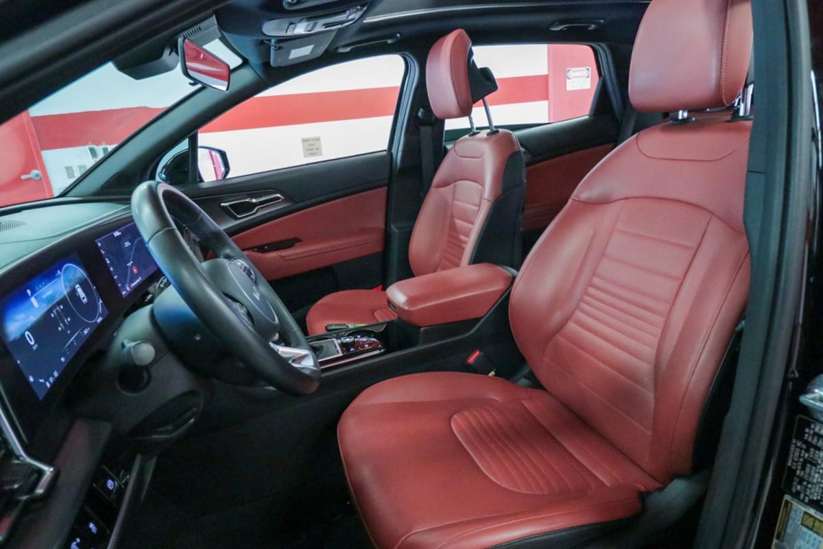2023 Kia Sportage SX - Photo 10