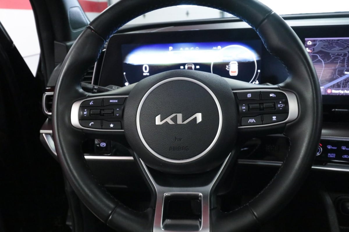 2023 Kia Sportage SX - Photo 19