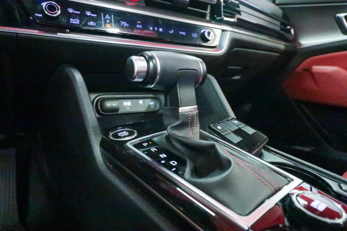 2023 Kia Sportage SX - Photo 25