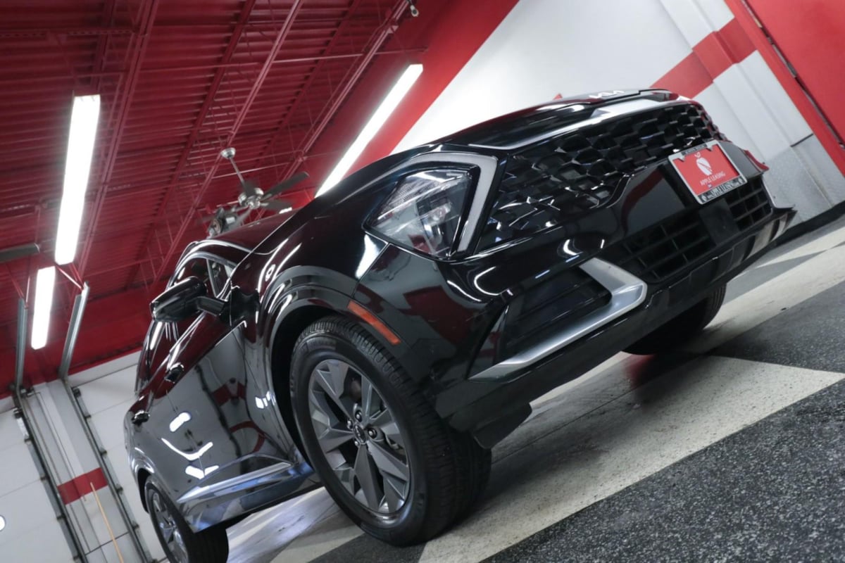 2023 Kia Sportage SX - Photo 38