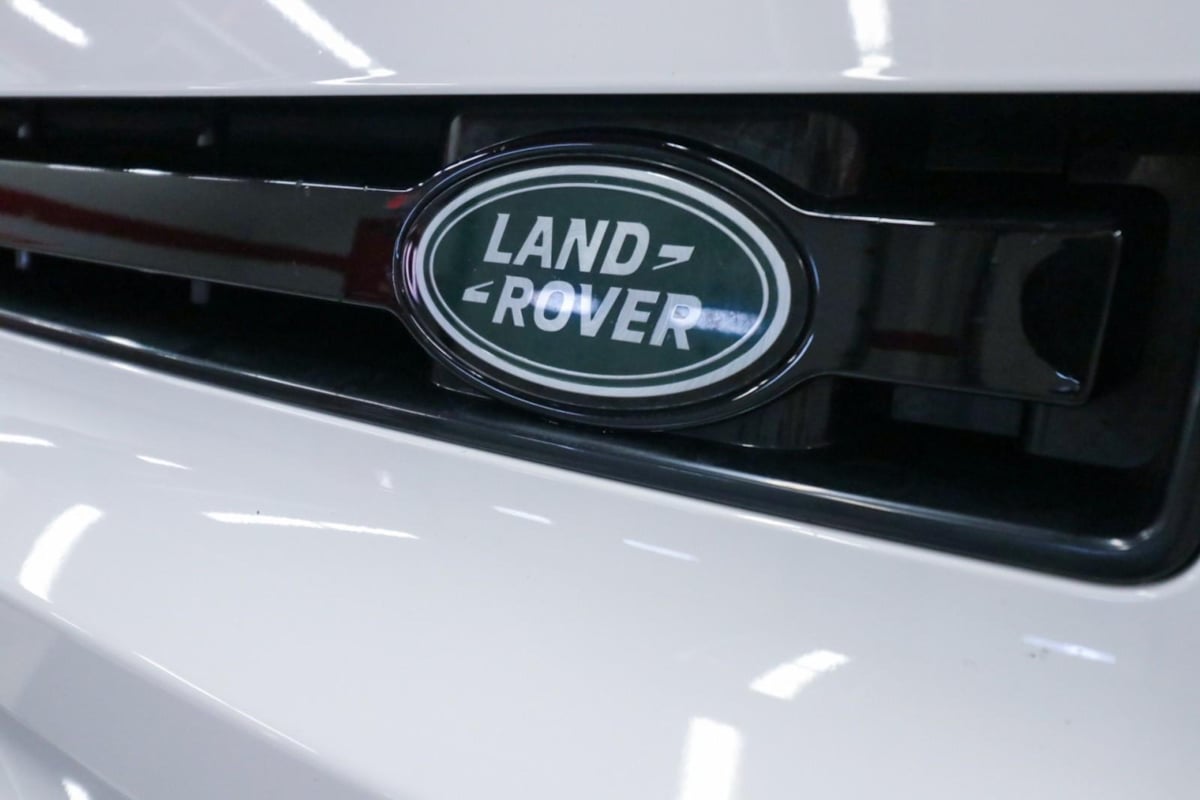 2024 Land Rover Defender S - Photo 39