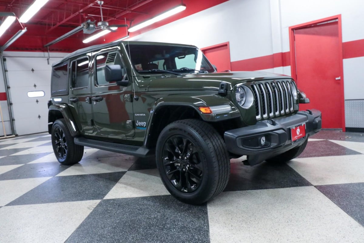 2021 Jeep Wrangler Unlimited Sahara 4XE - Photo 2
