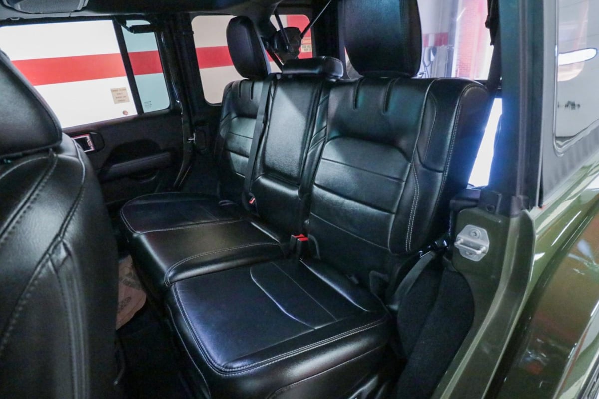 2021 Jeep Wrangler Unlimited Sahara 4XE - Photo 15