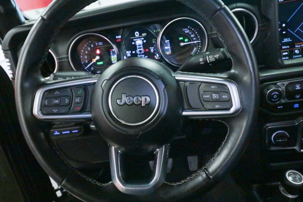 2021 Jeep Wrangler Unlimited Sahara 4XE - Photo 18