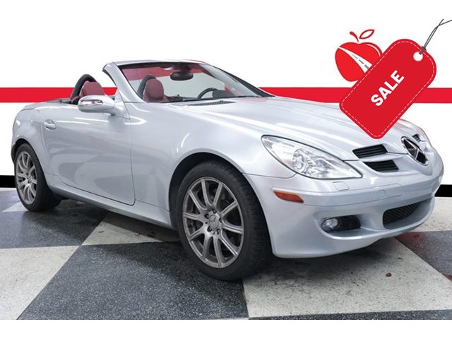 Iridium Silver Metallic 2005 Mercedes-Benz SLK Convertible Rear-Wheel Drive Manual