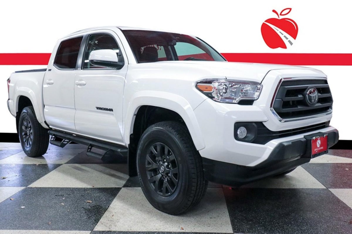 2022 Toyota Tacoma 2WD SR5