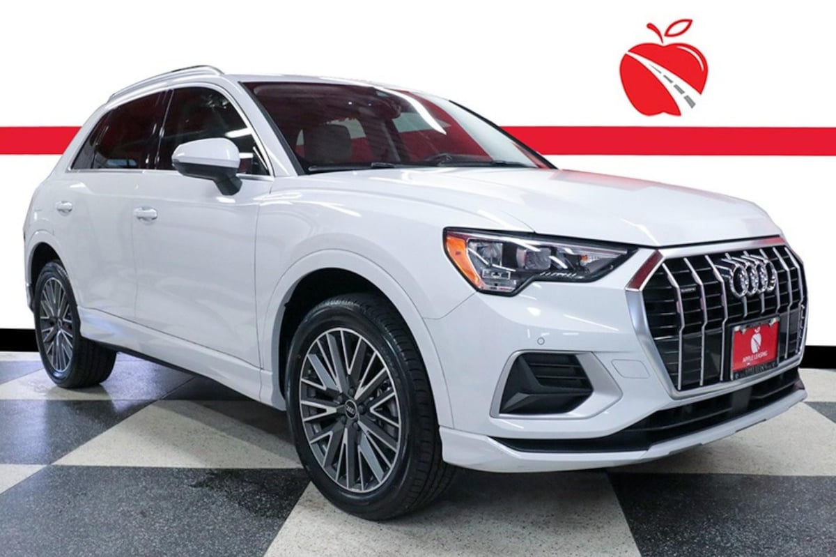 2022 Audi Q3 Premium