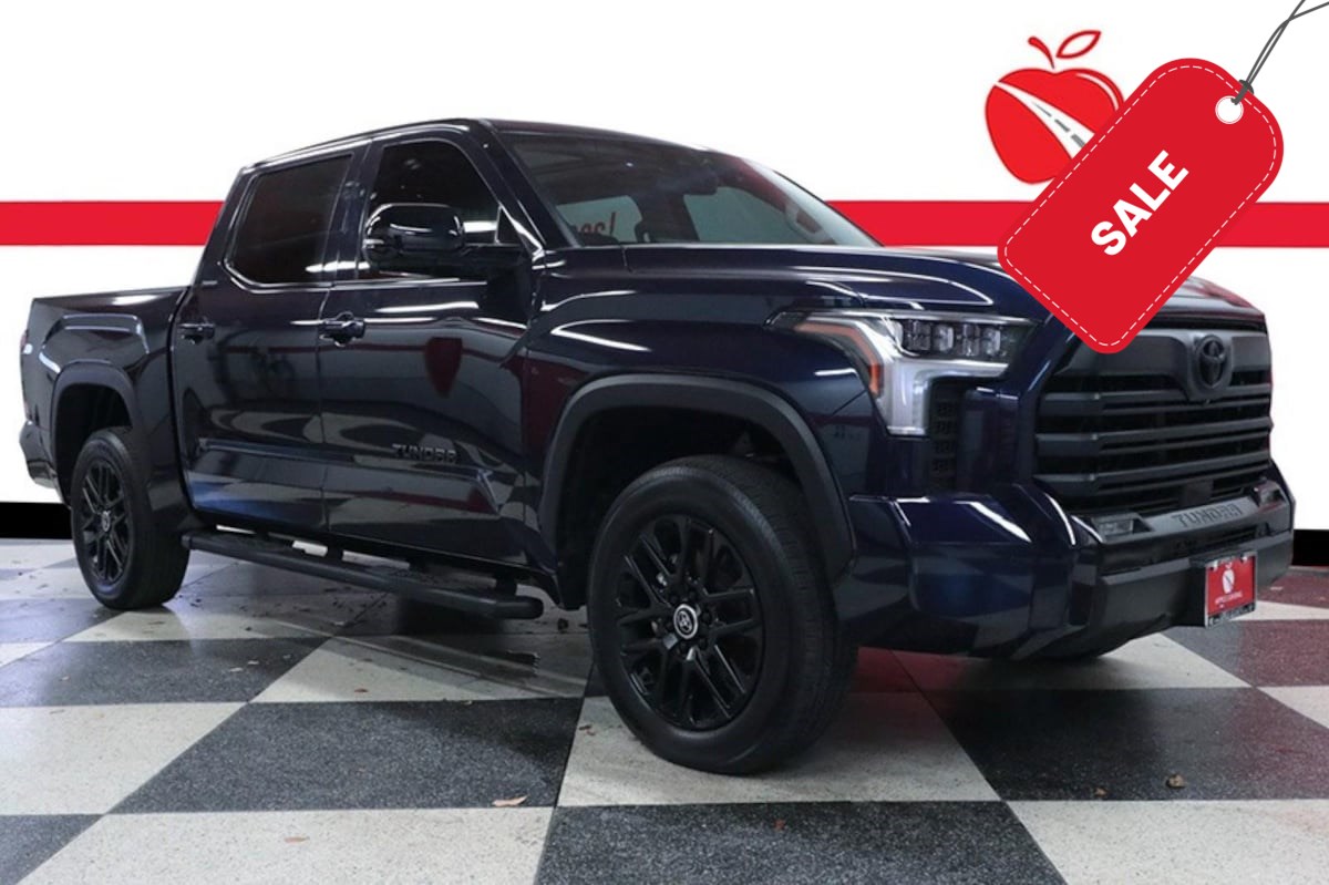 Blueprint 2024 Toyota Tundra Pickup Truck Four-Wheel Drive Automatic