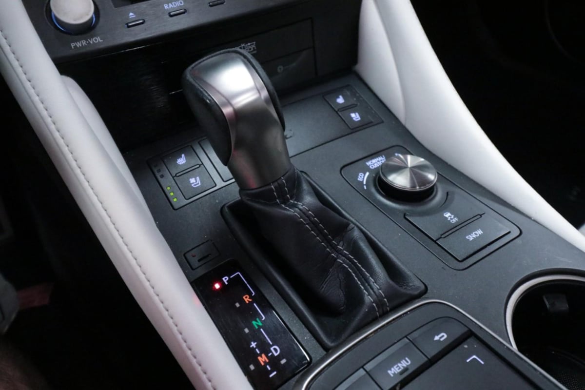 Lexus RC photo 11