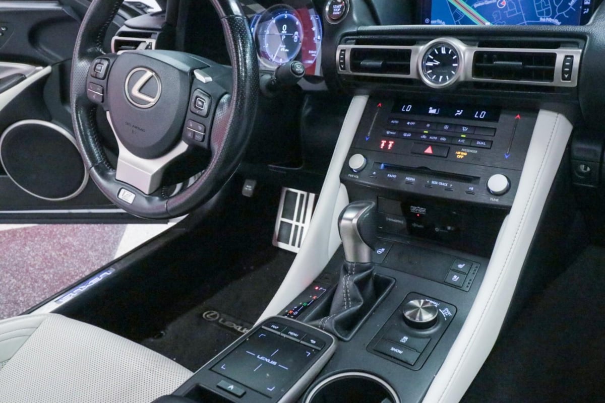 Lexus RC photo 26