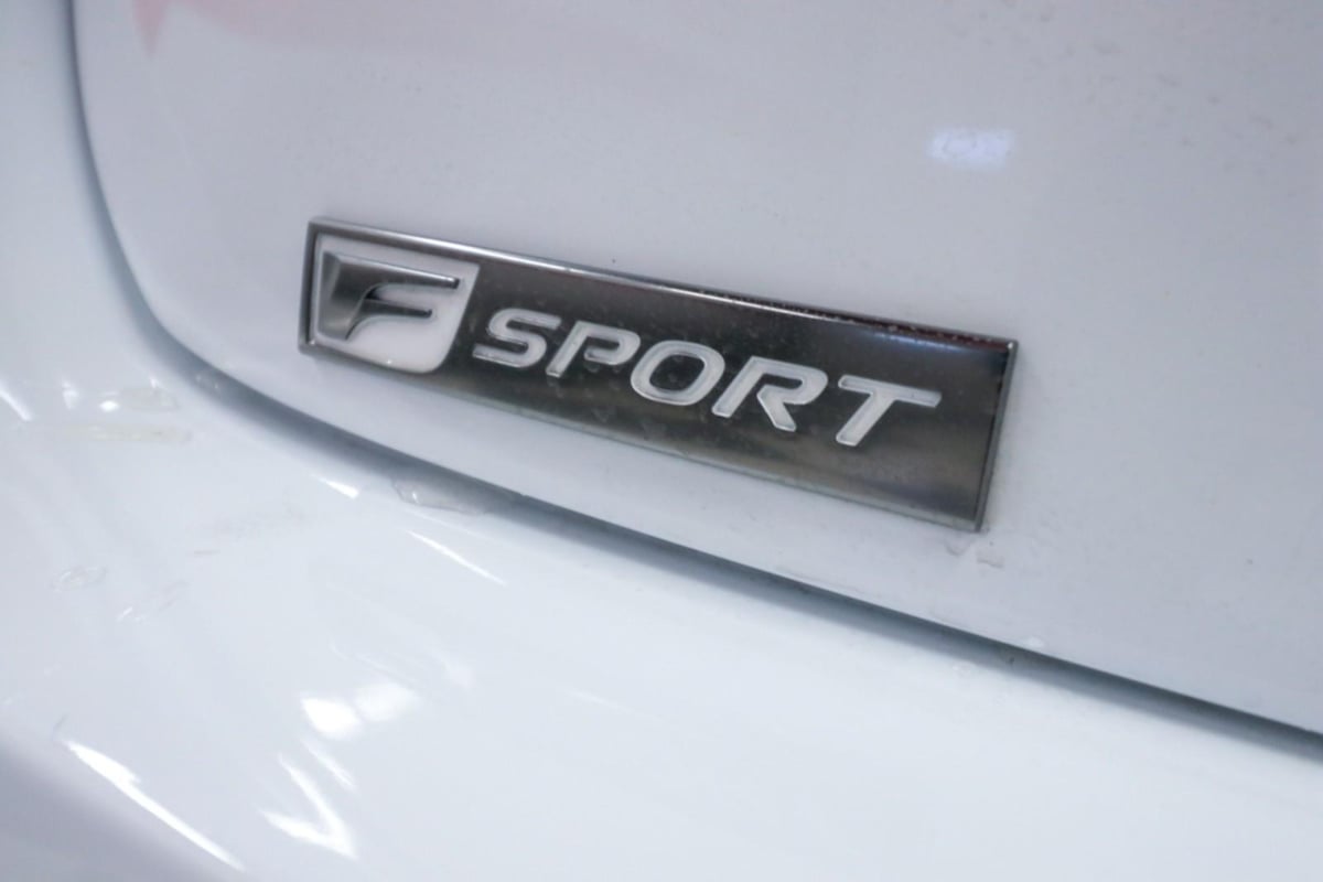 Lexus RC photo 35