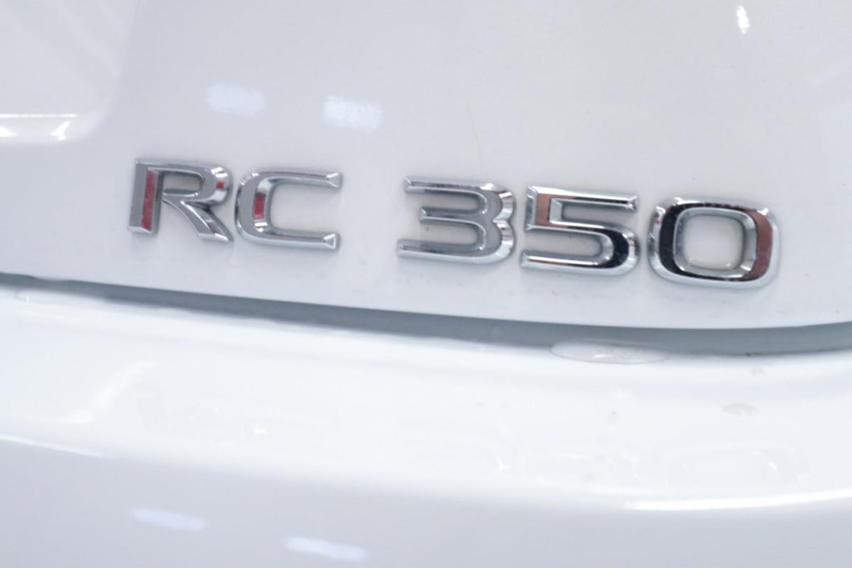Lexus RC photo 36