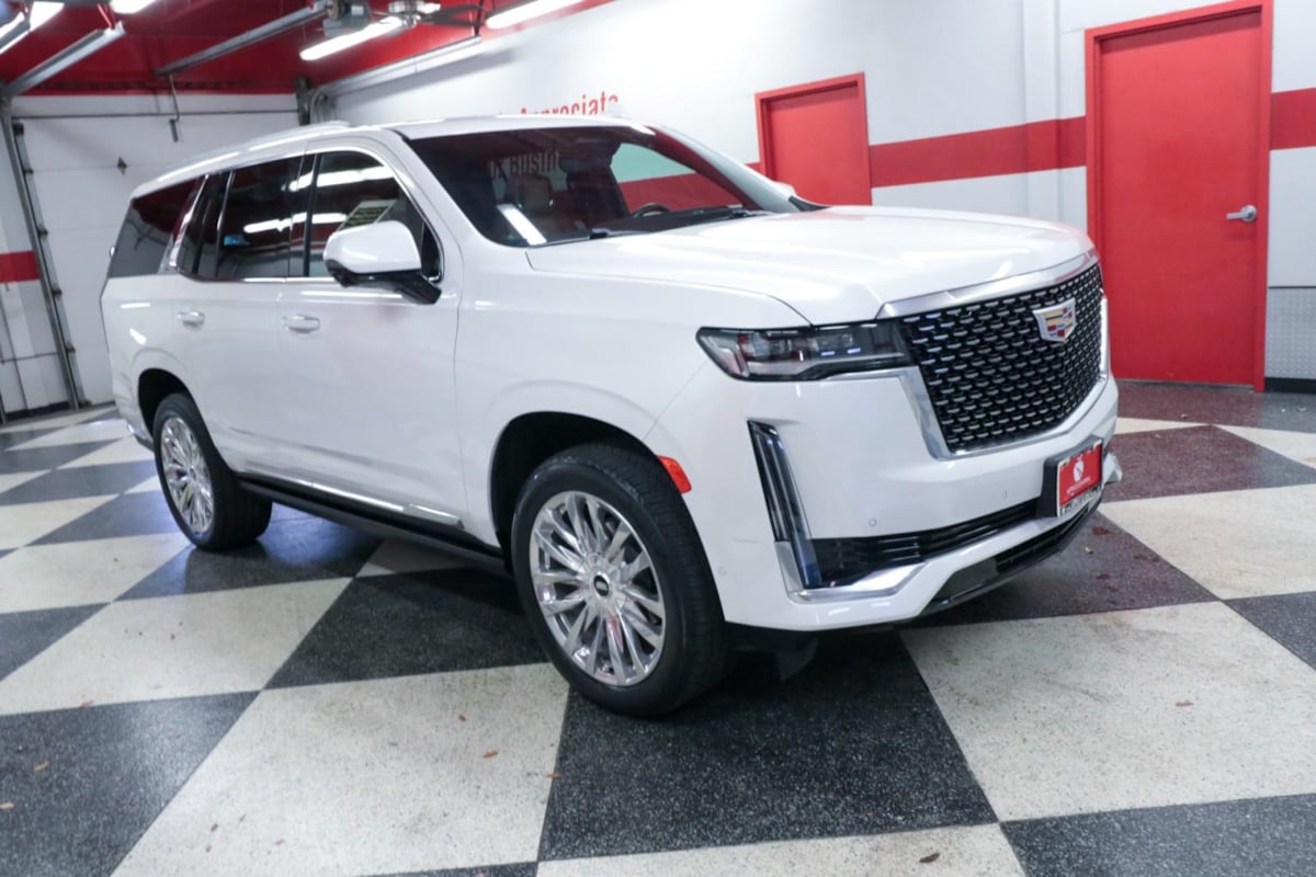 Cadillac Escalade photo 3