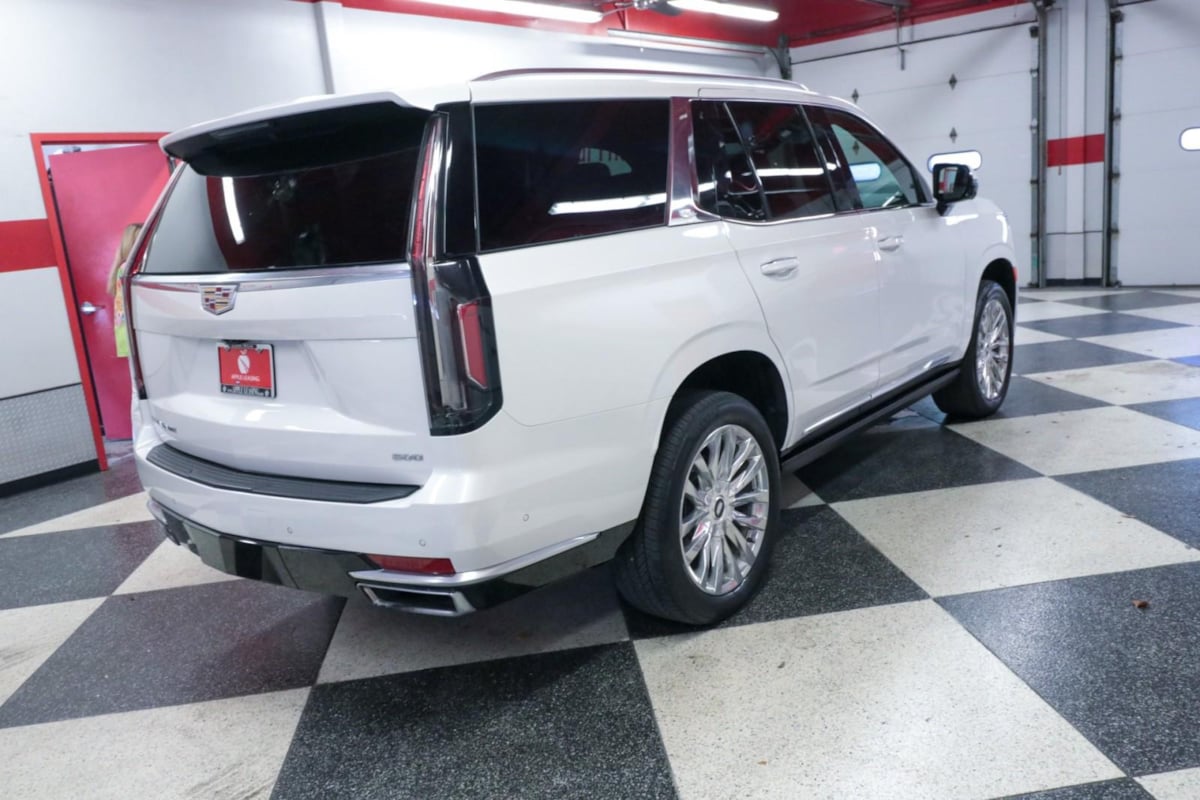 Cadillac Escalade photo 7
