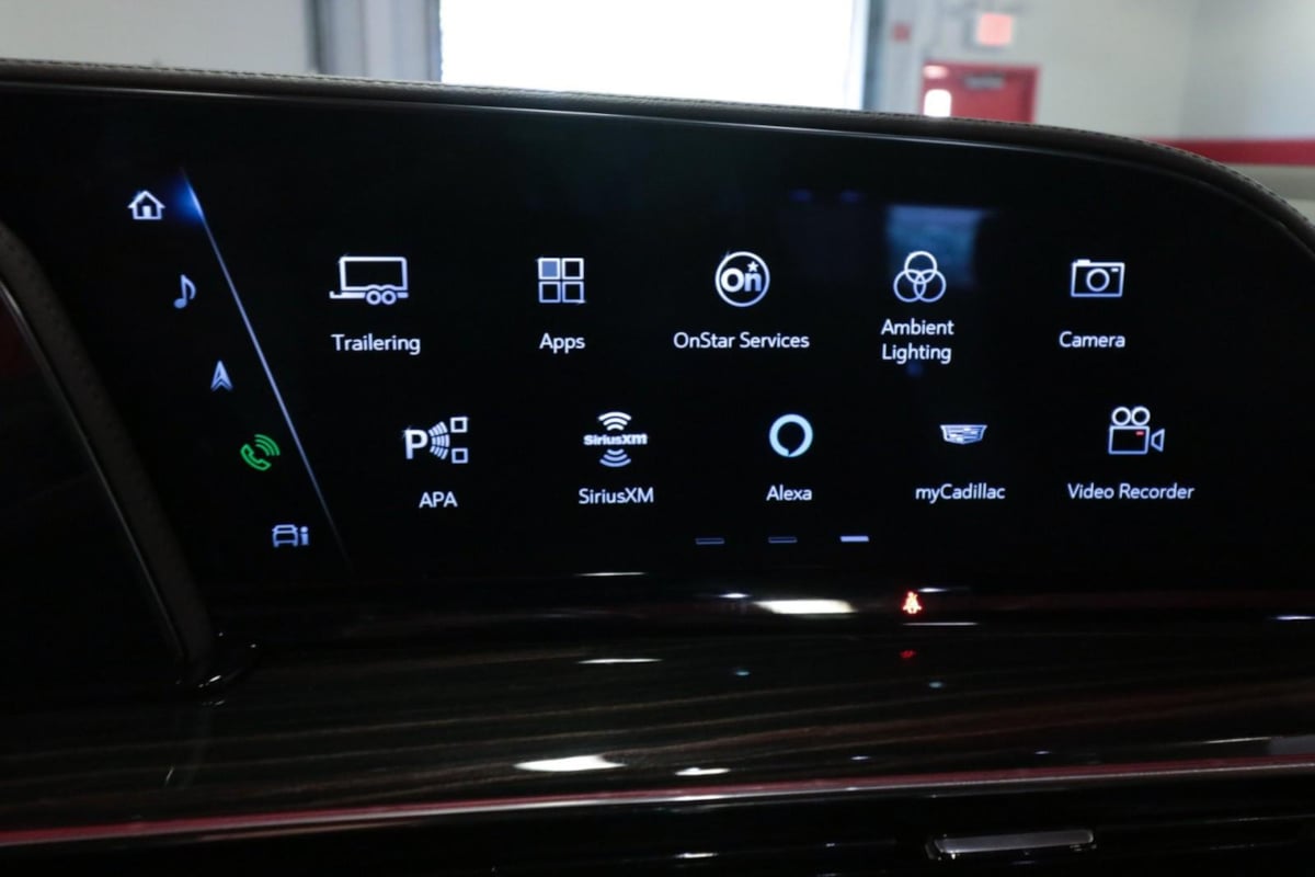 Cadillac Escalade photo 8