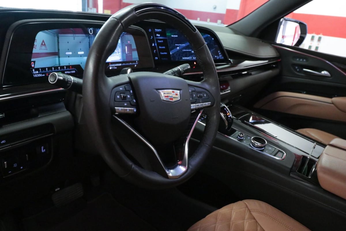 Cadillac Escalade photo 22