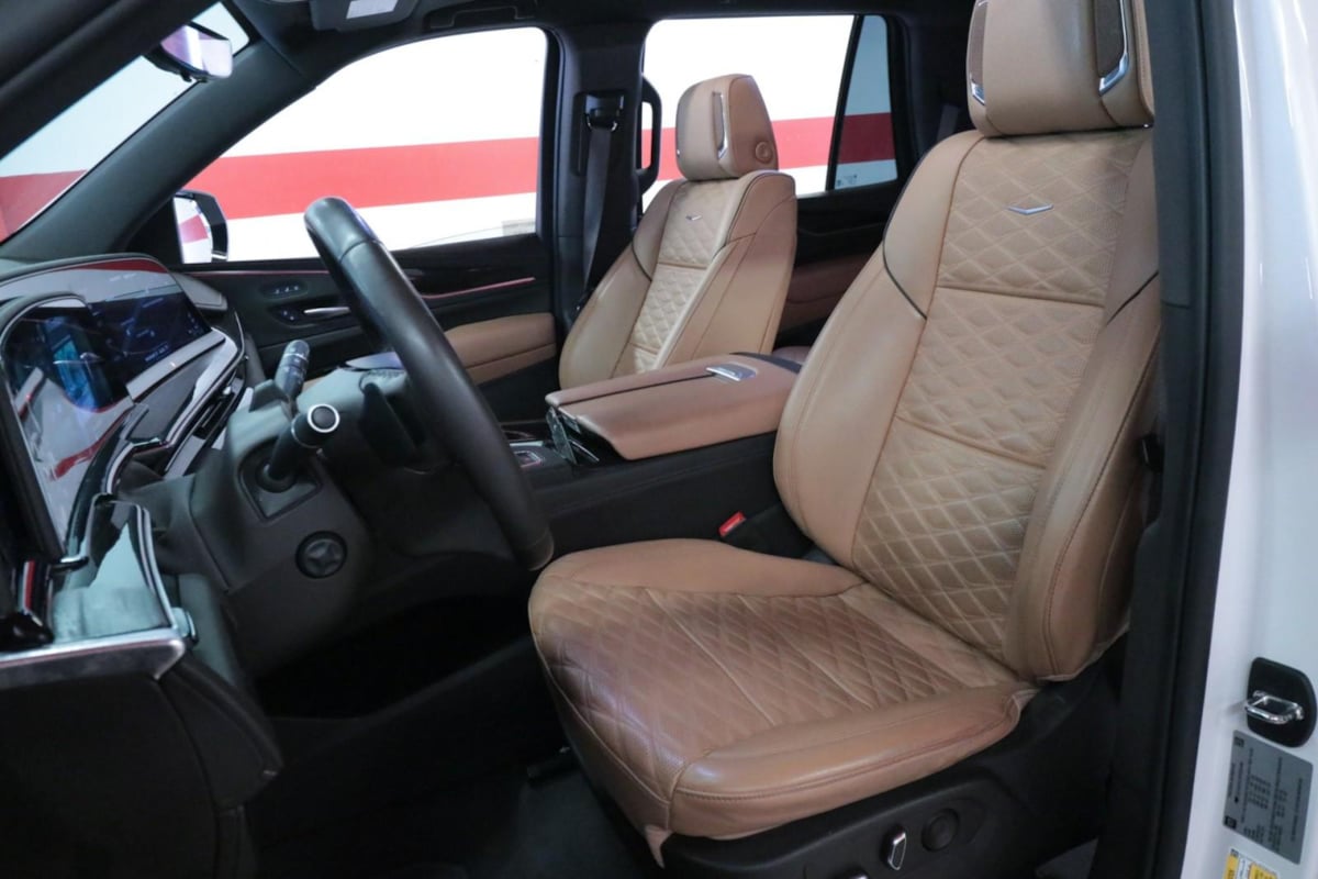 Cadillac Escalade photo 24