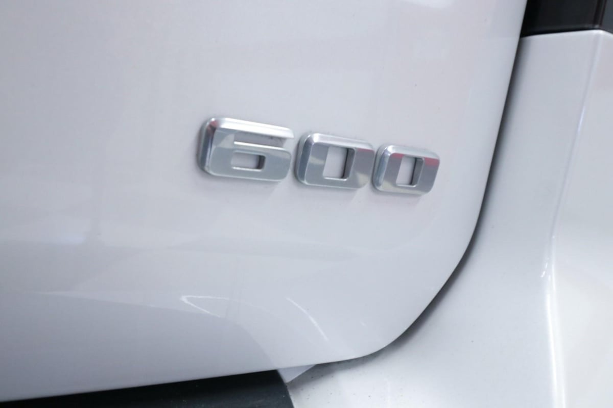 Cadillac Escalade photo 36