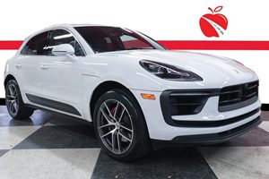 2022 Porsche Macan