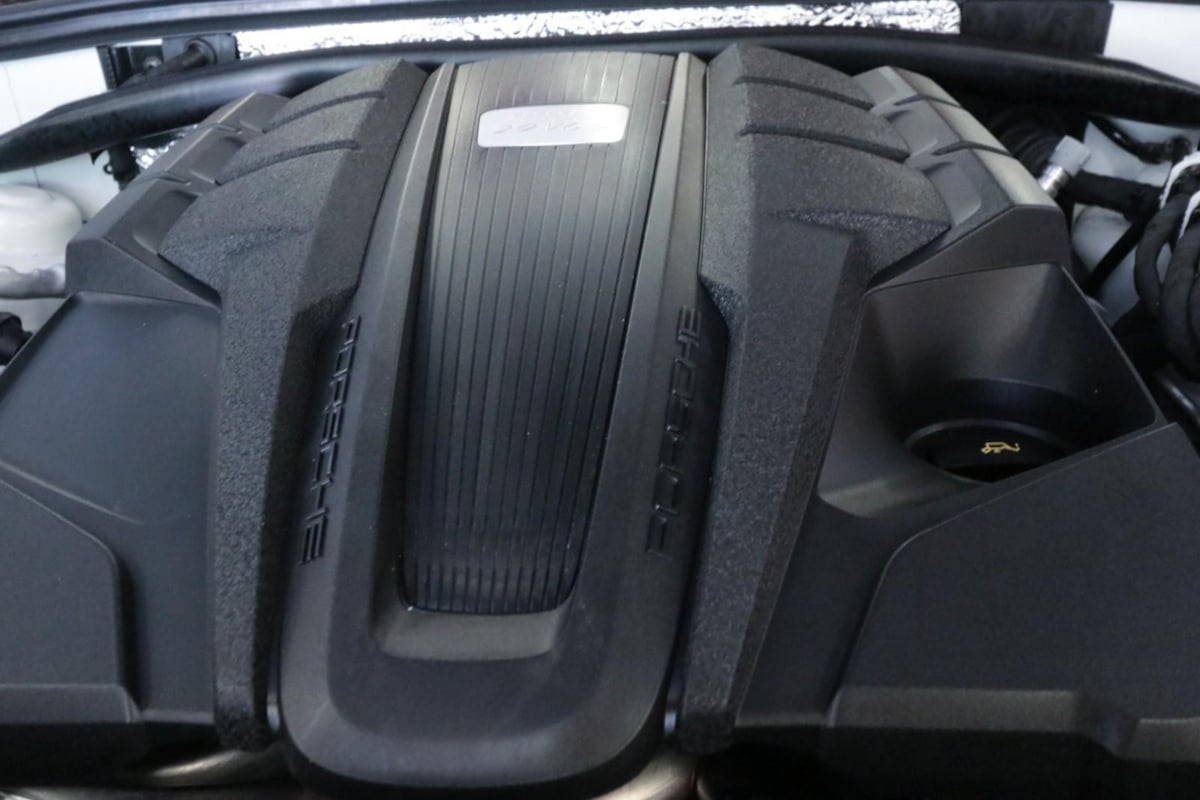 Porsche Macan photo 8