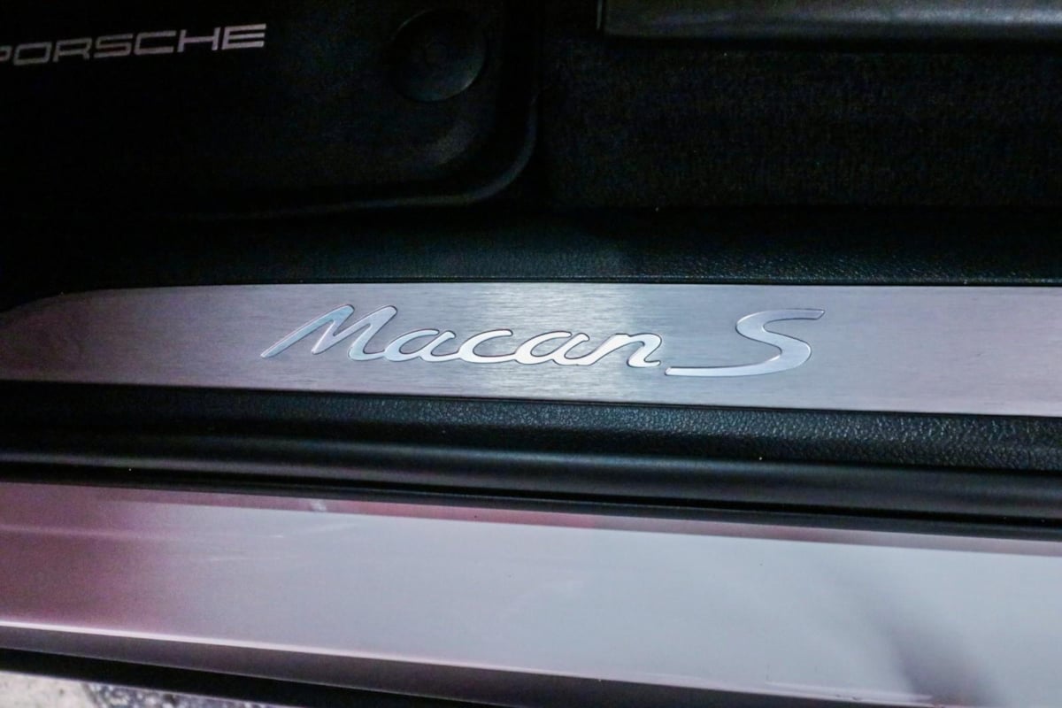 Porsche Macan photo 16