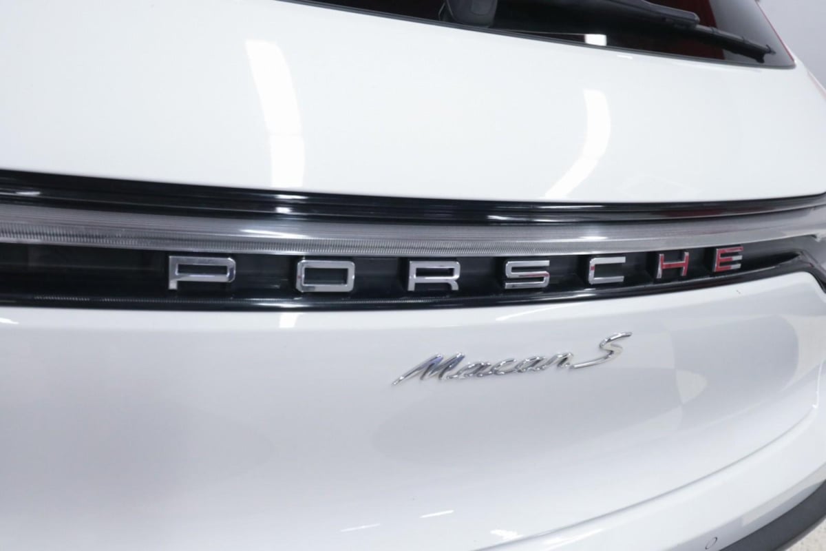 Porsche Macan photo 42