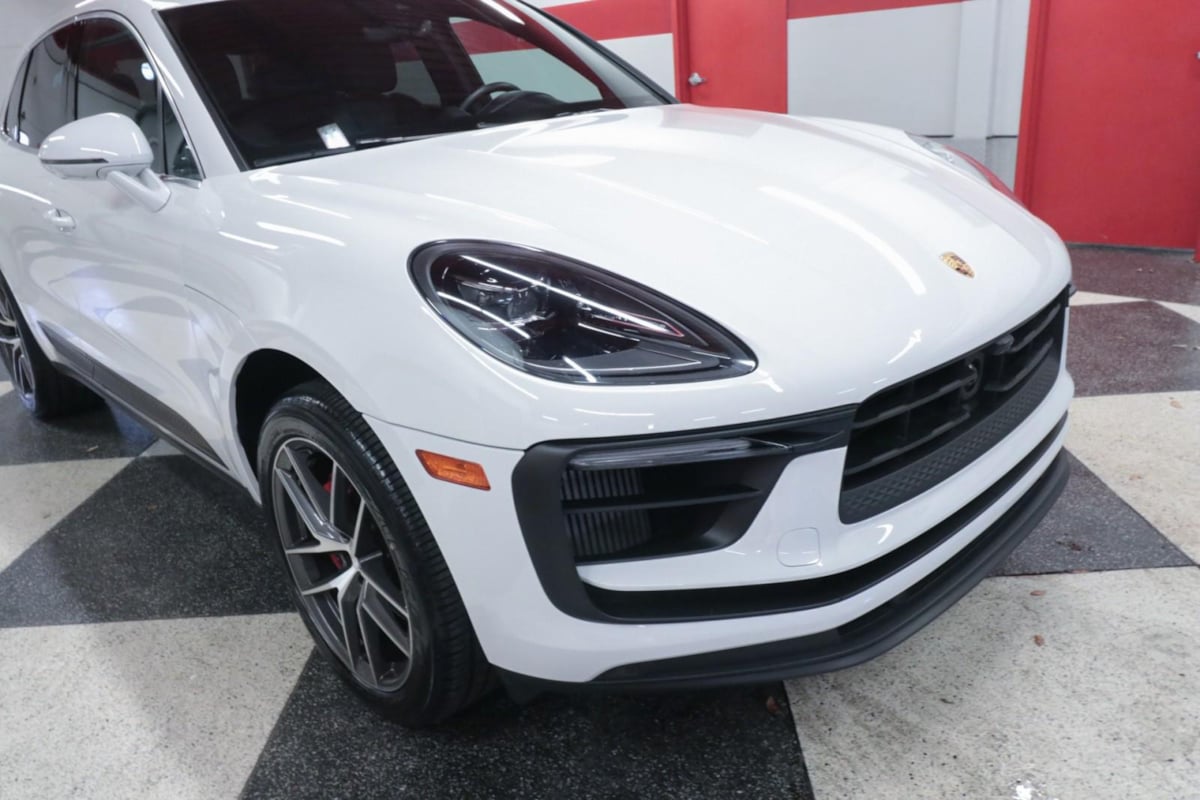 Porsche Macan photo 45