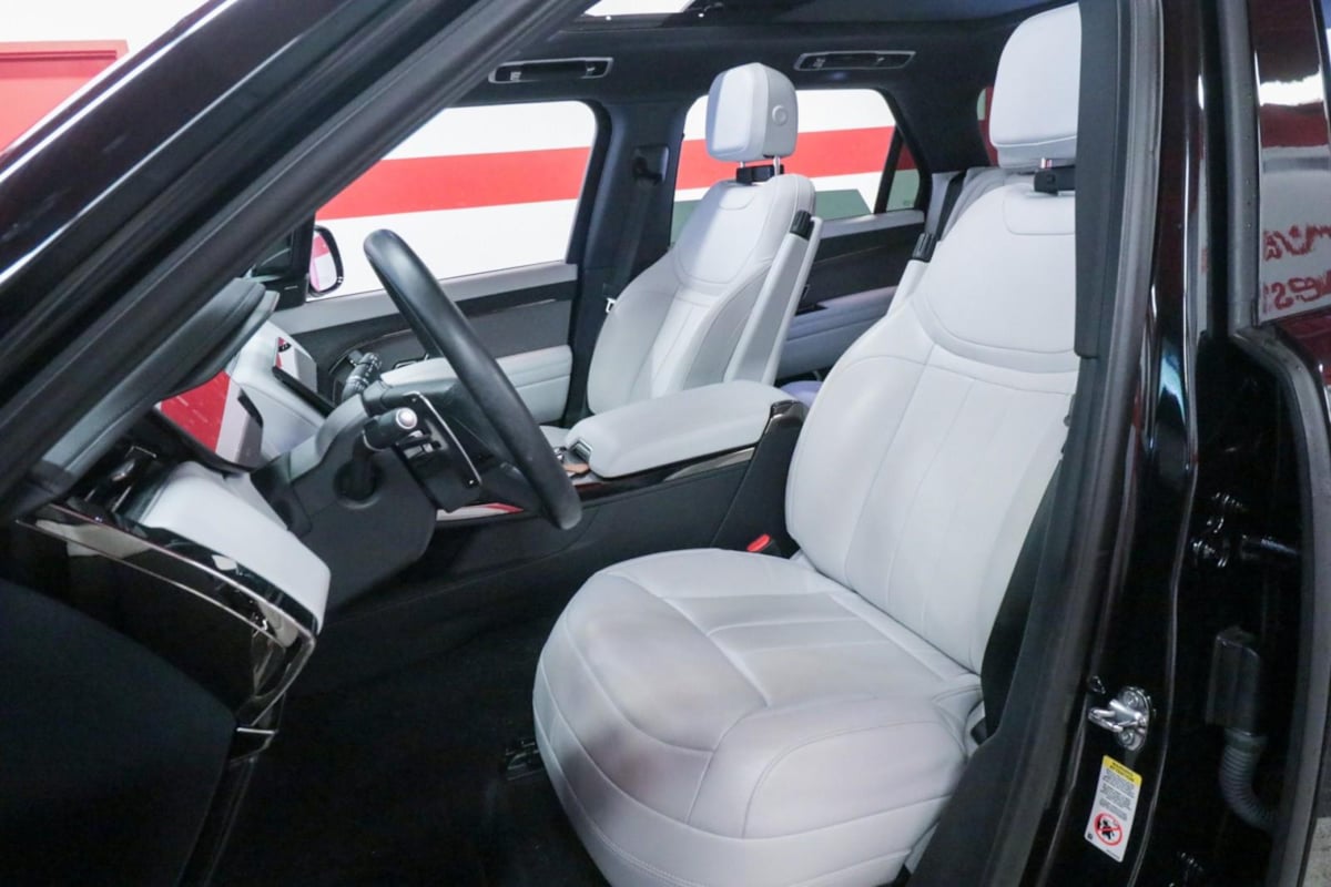 Land Rover Range Rover Sport photo 10