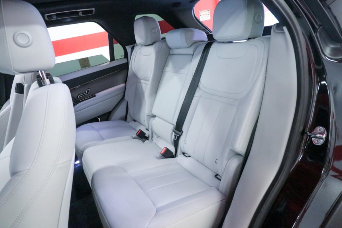 Land Rover Range Rover Sport photo 15