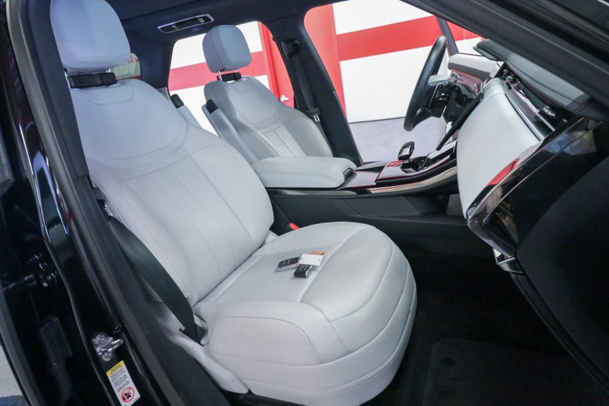 Land Rover Range Rover Sport photo 27