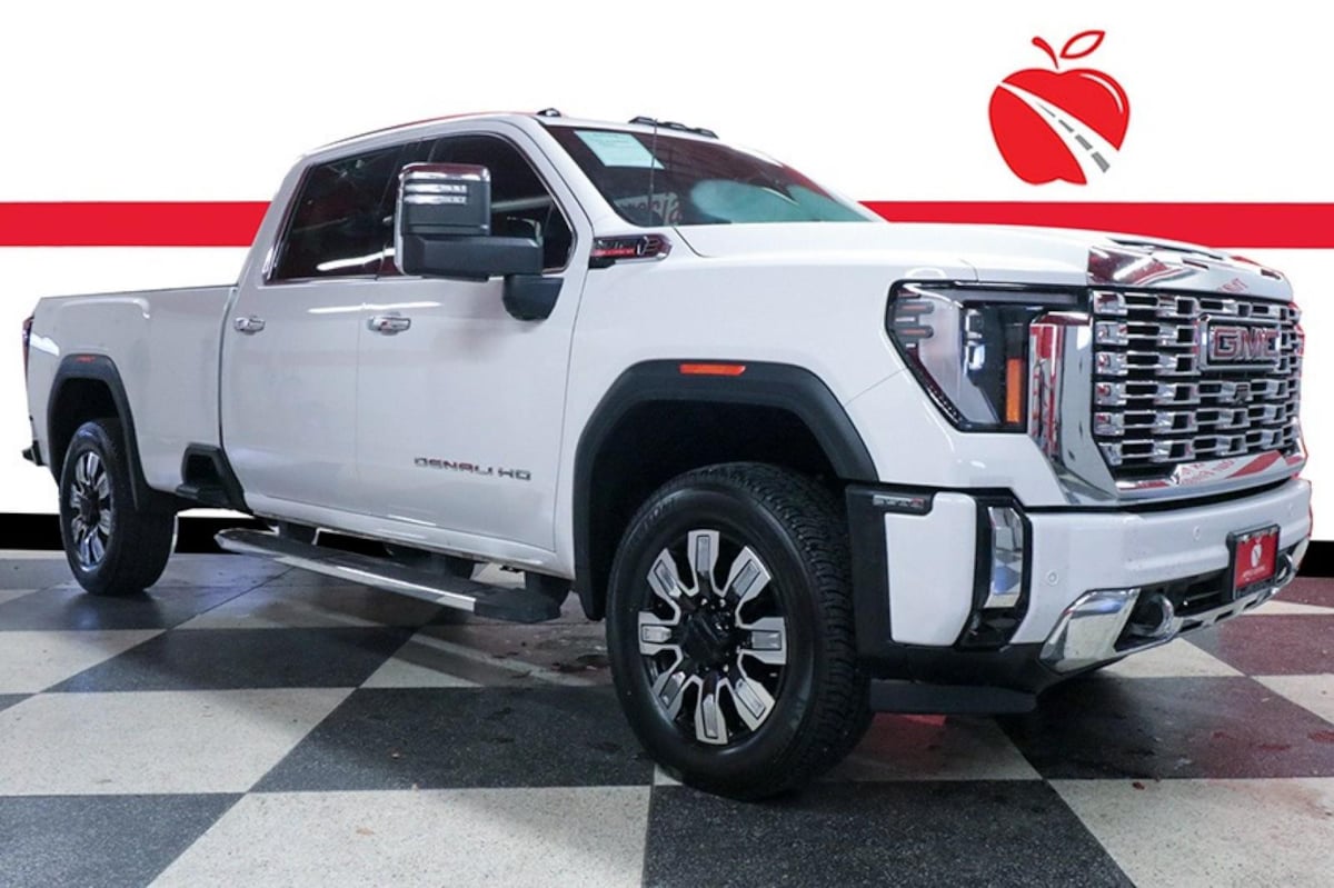 2024 GMC Sierra 3500HD Denali