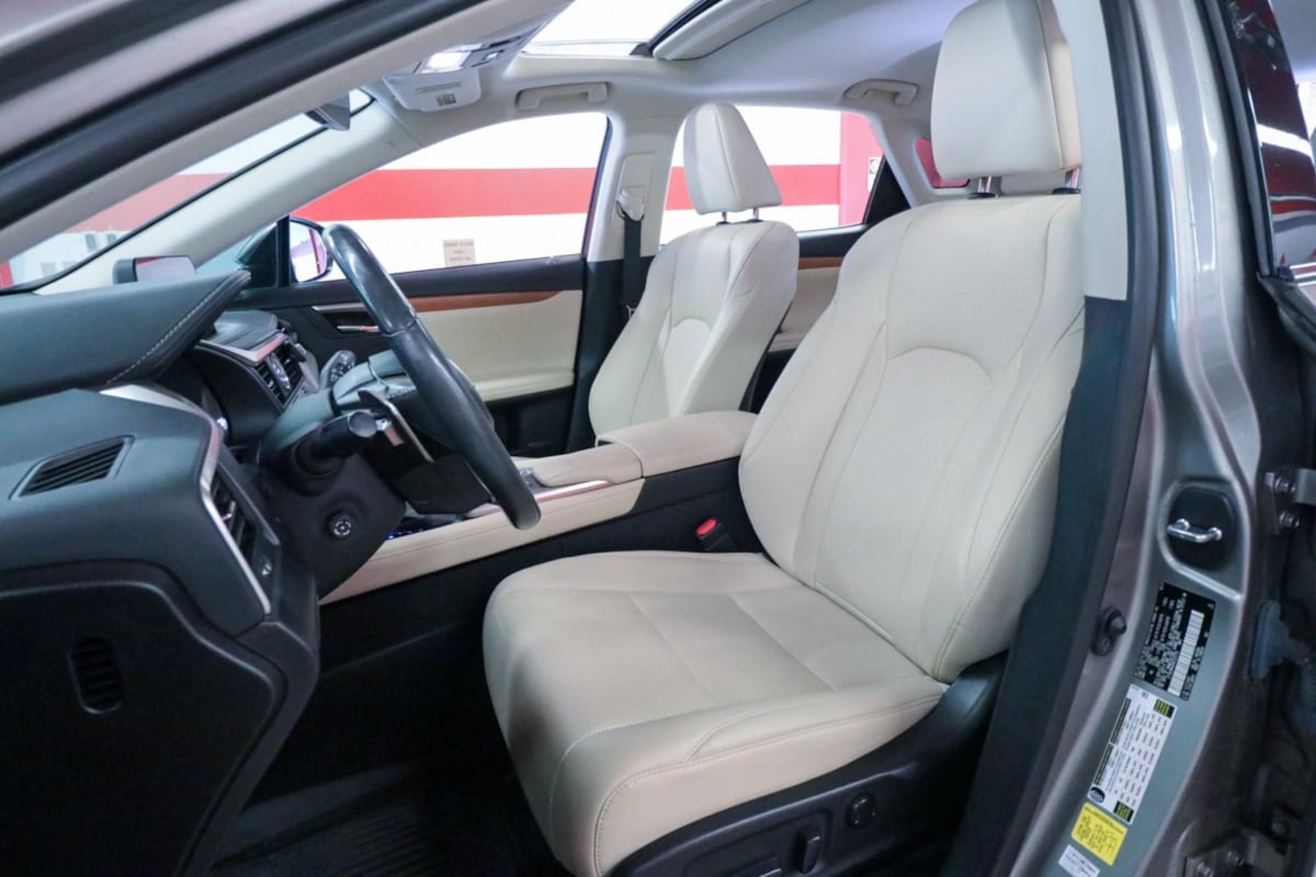 Lexus RX photo 10