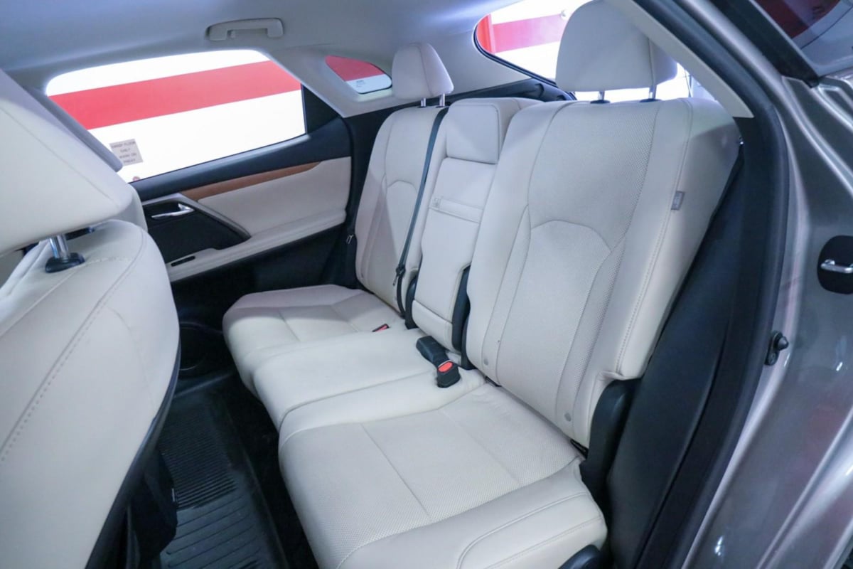 Lexus RX photo 13