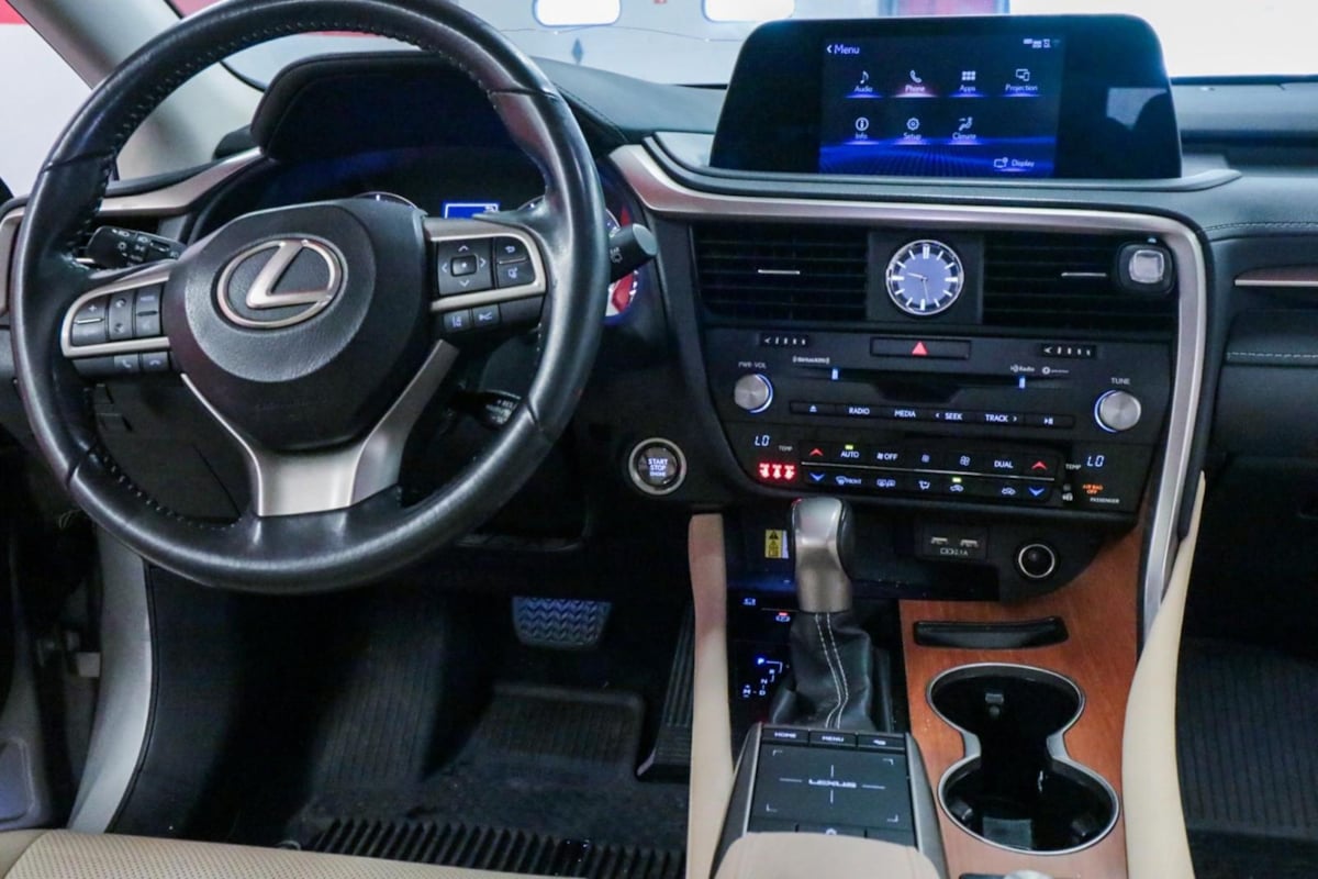 Lexus RX photo 26