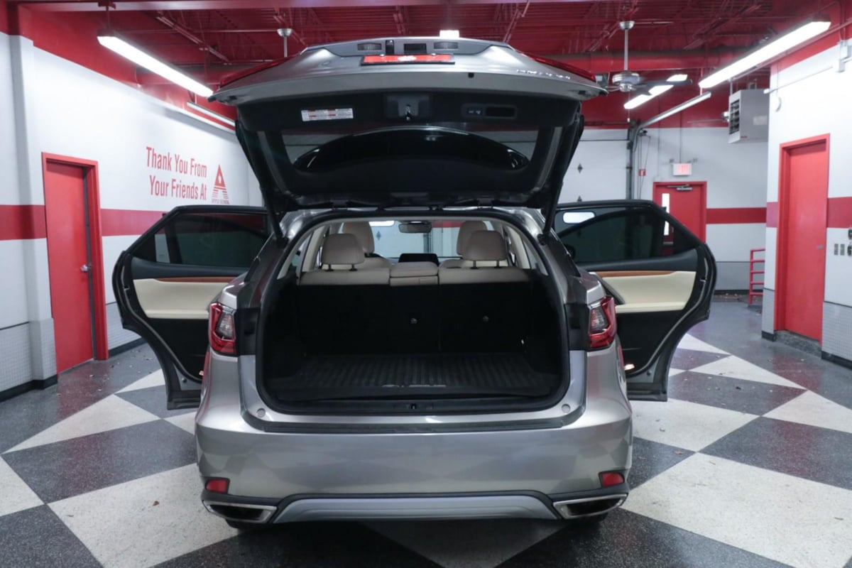 Lexus RX photo 28