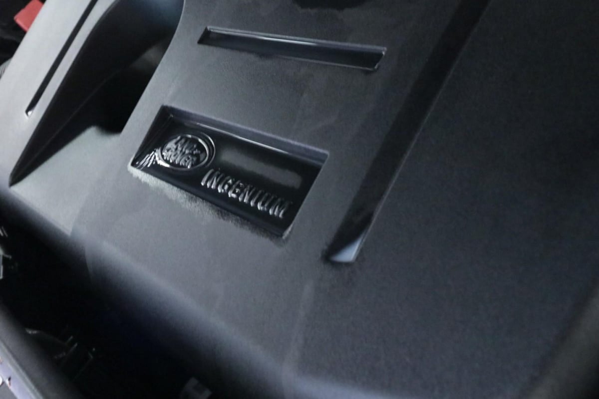 Land Rover Range Rover photo 8