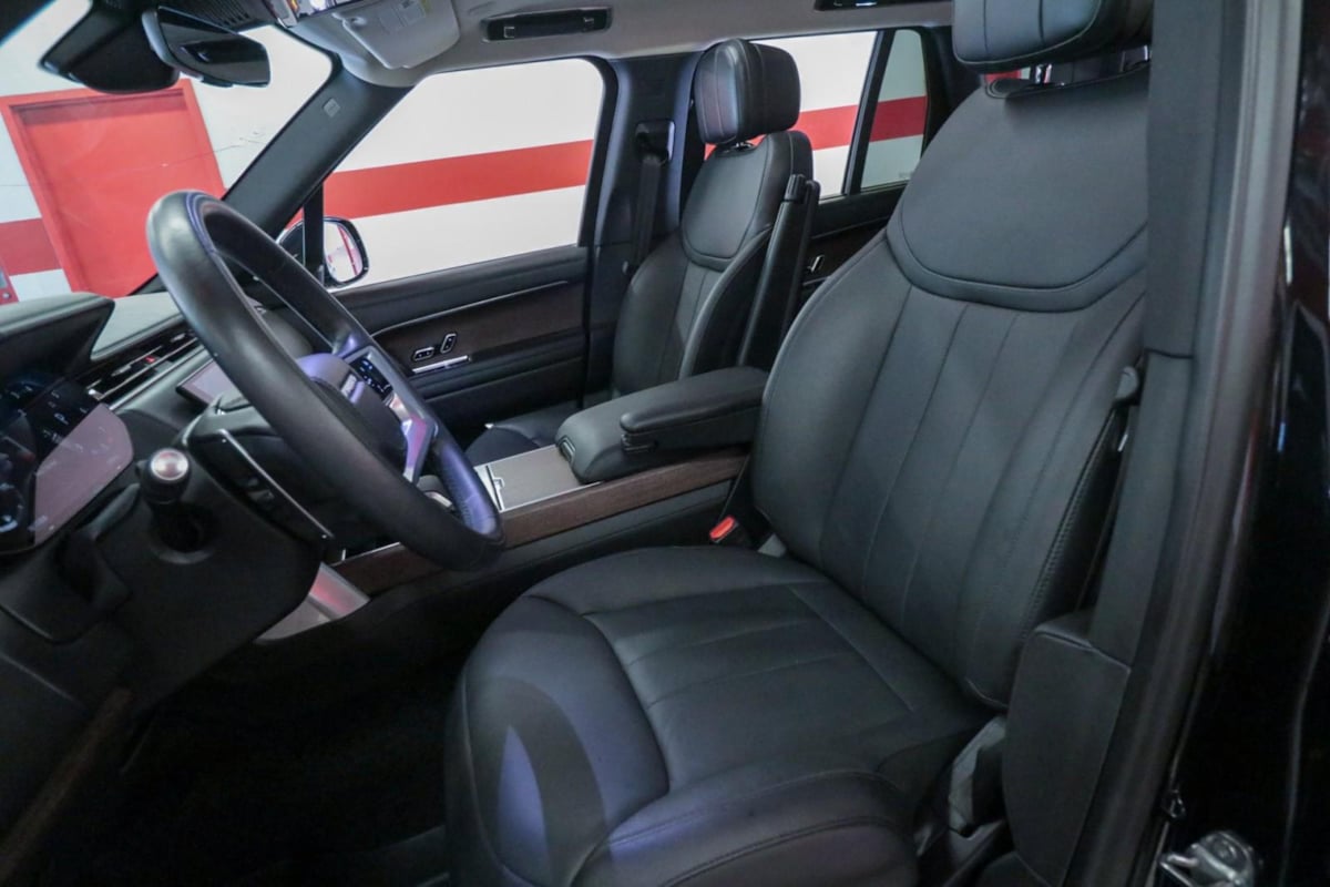 Land Rover Range Rover photo 11