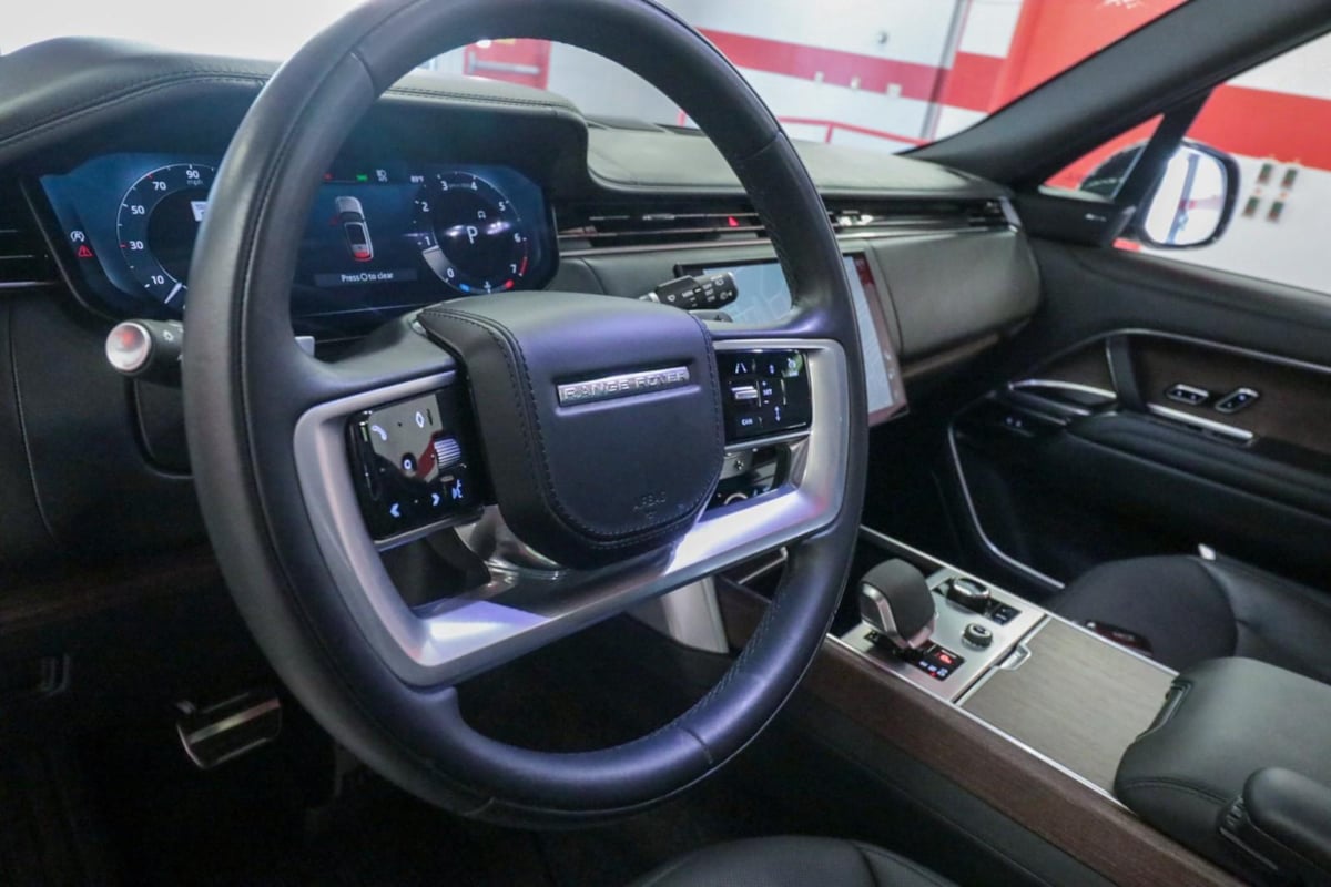 Land Rover Range Rover photo 12