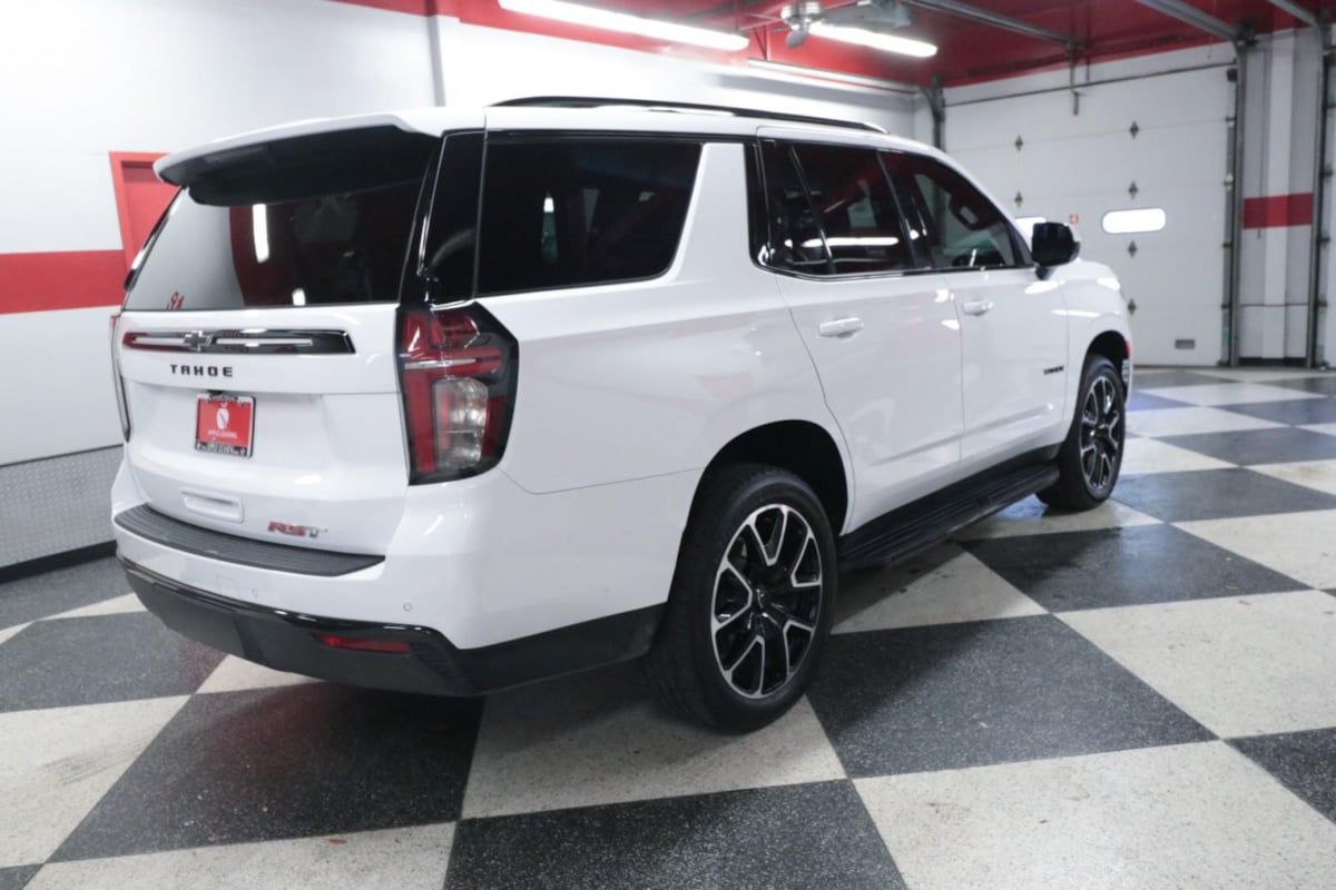 Chevrolet Tahoe photo 7