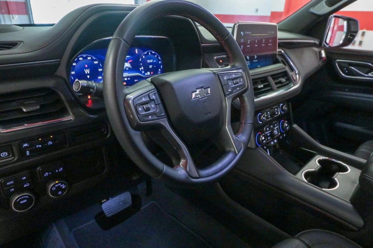 Chevrolet Tahoe photo 12