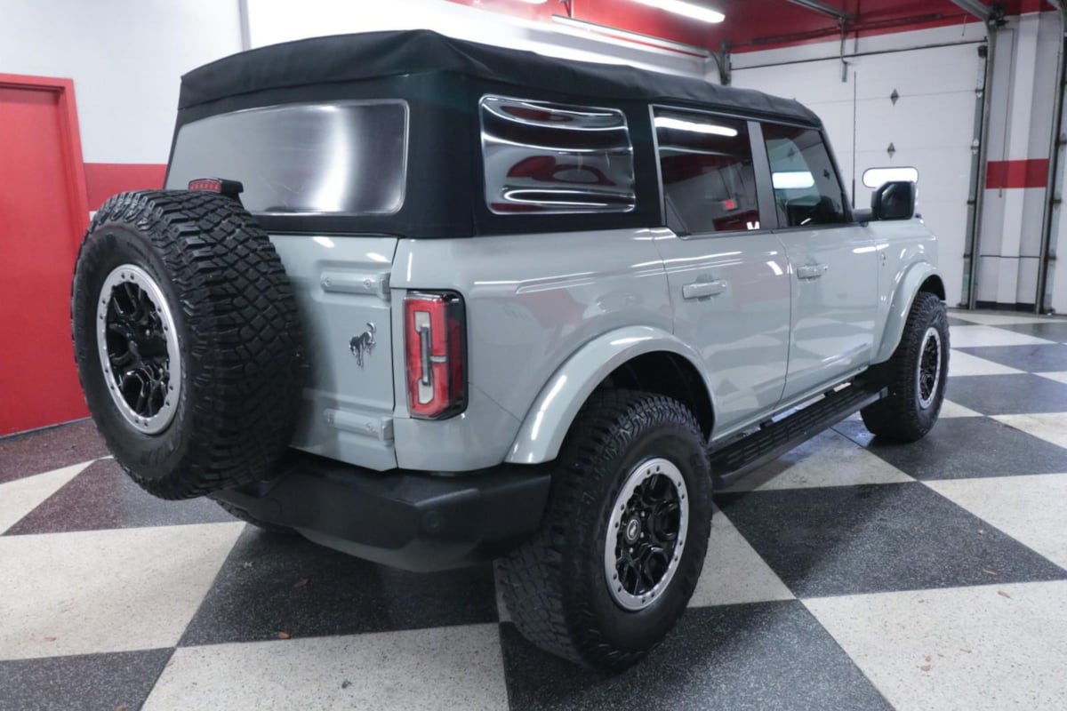 Ford Bronco photo 41