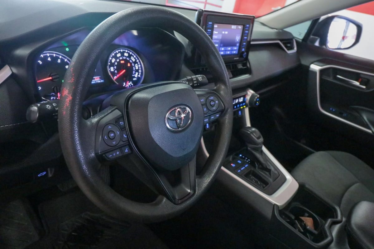 Toyota RAV4 photo 12
