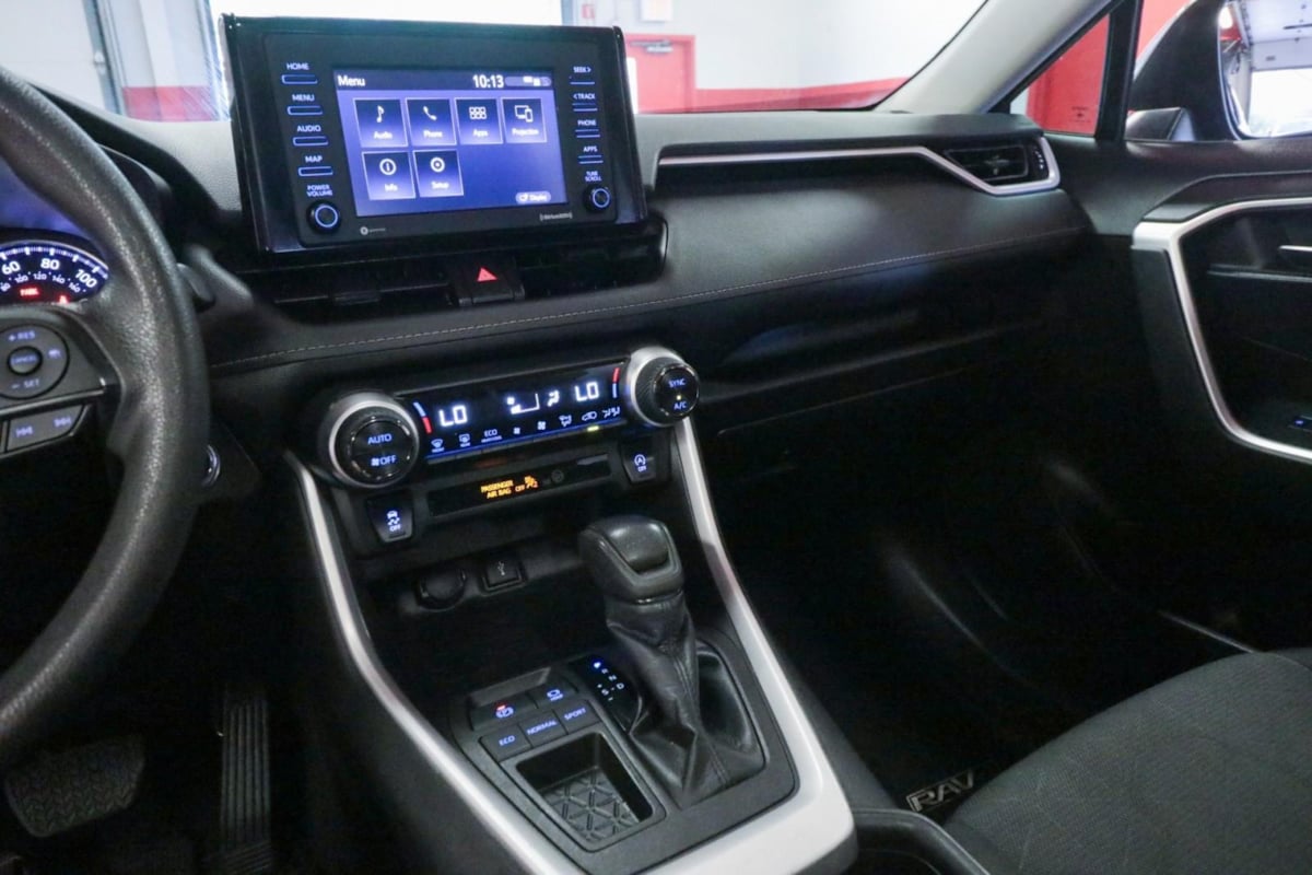 Toyota RAV4 photo 18