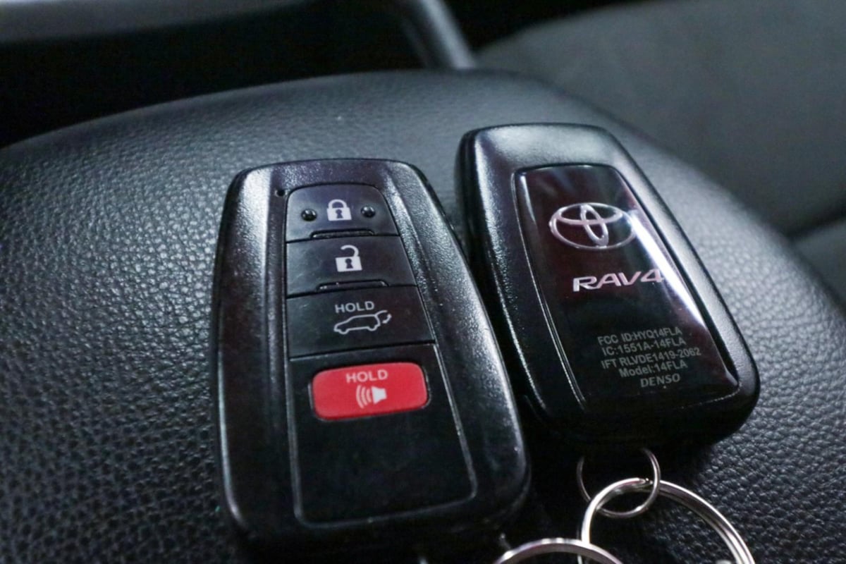 Toyota RAV4 photo 23