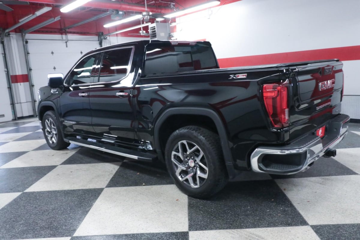 GMC Sierra photo 6